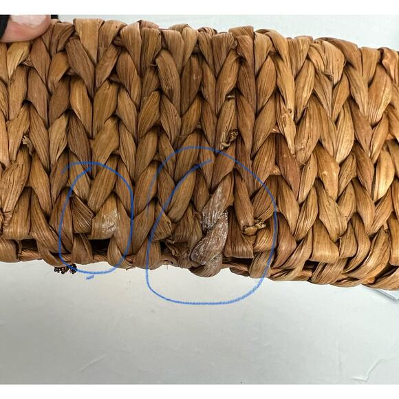 NEW Women’s Rectangular Style Woven Rattan Handbag - Picture 9 of 9